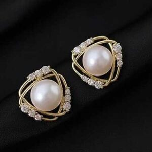 2/$21 Elegant Pearl Triangular Ladies Earrings